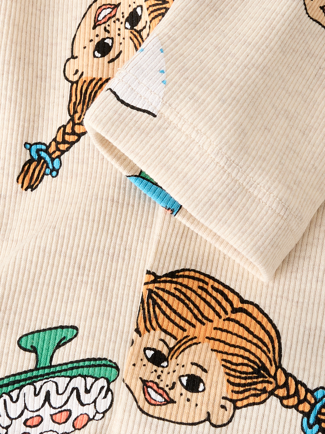 model_shot-front_full